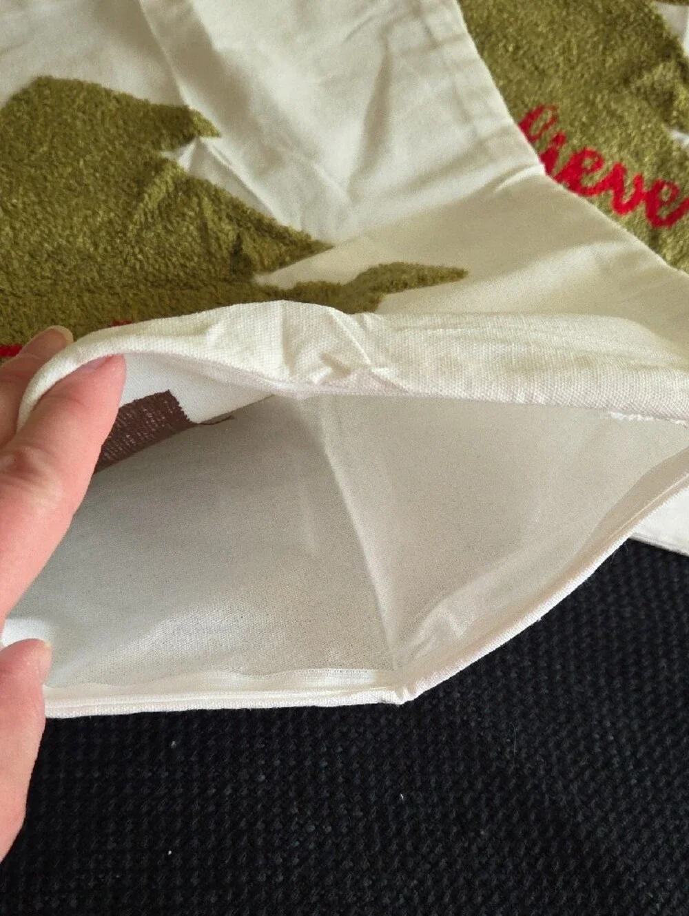 N/A pillow covers